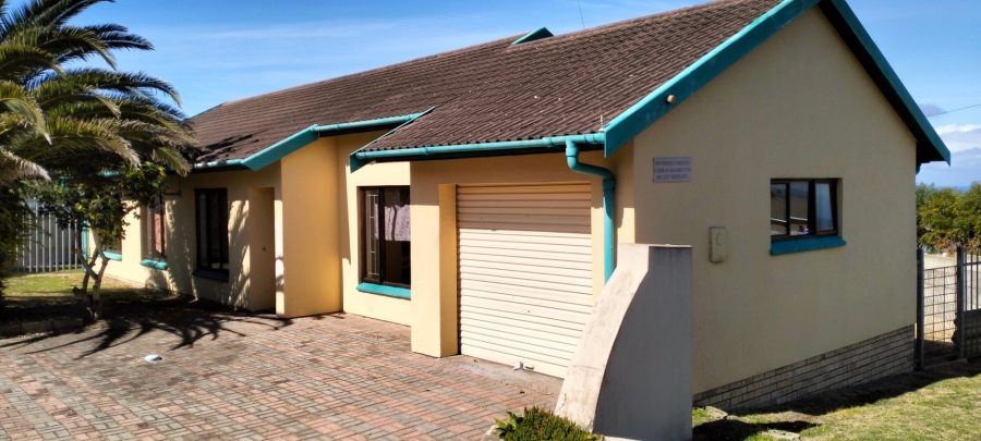 3 Bedroom Property for Sale in Dana Bay Western Cape